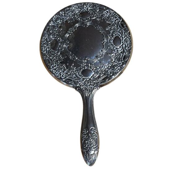 Vintage 4 piece vanity set. Silver Plated Raised Roses. Ornate.Mirror,brush,comb - Picture 3 of 10